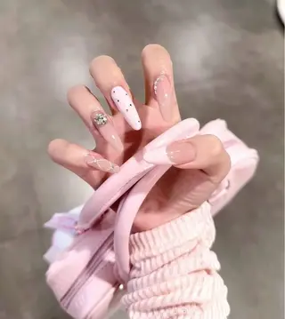 カラー AIN Nailのネイルデザイン