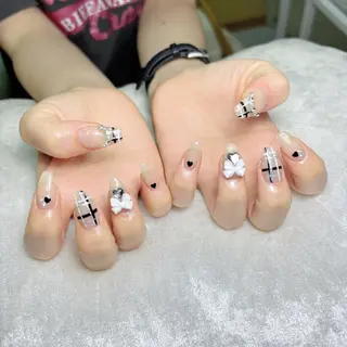 ネイル Airis所属・Airis aiのネイルデザイン