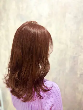 セミロング カラー 詩乃🎀ピンク 暖色系🫧レイヤーのヘアスタイル