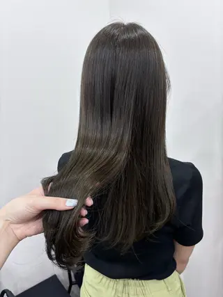 ロング カラー LOVETH  大名所属・Trip大名 AZUのヘアスタイル