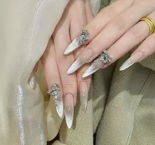 ネイル Pure&Rich Nailのネイルデザイン