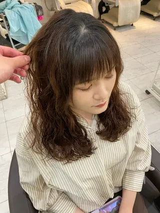 ロング カラー パーマ ヘアアレンジ 目黒 碧人のヘアスタイル