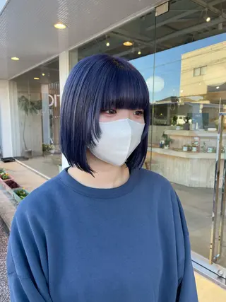 ミディアム カラー レイヤーカット/ マリアのヘアスタイル