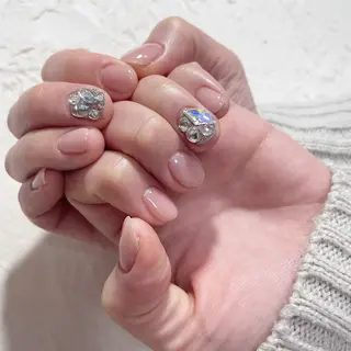ネイル nail.gorin所属・吉村 優子のネイルデザイン