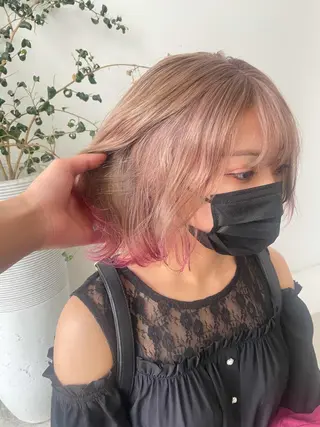 カラー 🎀ボブ＋ハイトーン シュカ👶🏻のヘアスタイル