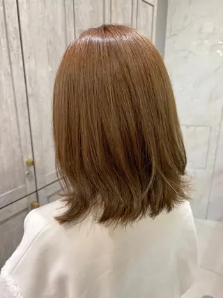 ミディアム カラー ヘアアレンジ レイヤー/顔まわり 透明感カラー柳澤優名のヘアスタイル