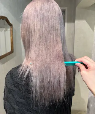 セミロング カラー 艶ハイトーン/ 輝保🤍✨のヘアスタイル