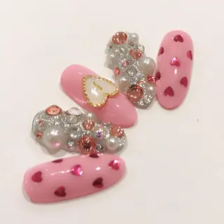 ネイル 小尾 栞のネイルデザイン