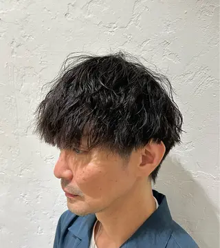 パーマ メンズ ユージ ✂︎ パーマ＆ハイトーンのヘアスタイル