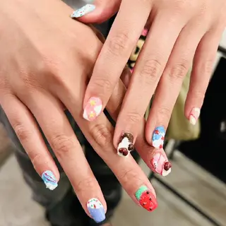 ネイル VIBLISS福岡店 yurichanのネイルデザイン