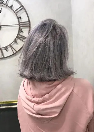 ミディアム 塩川 和弥のヘアスタイル