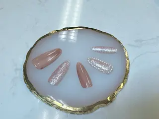 ネイル クイーンズネイル銀座所属・Queeens nailのネイルデザイン