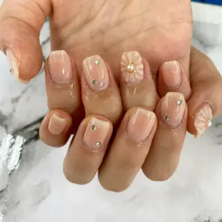 ネイル Basic町田本店 EMIRIのネイルデザイン