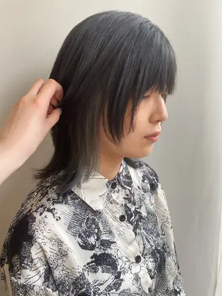 ミディアム 谷川 あかりのヘアスタイル