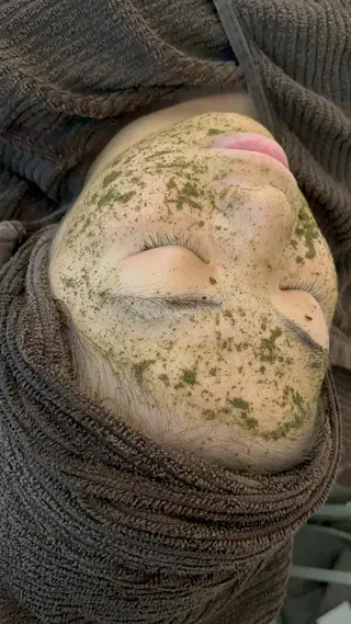 luana beauty所属・kana ハーブピーリング🌿のエステ・リラクイメージ