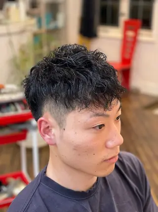 パーマ メンズ ヘアーギャラリータケムラ所属・竹村 勇輝のヘアスタイル