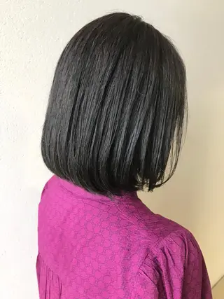 ミディアム 沢田 瞳のヘアスタイル
