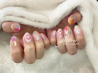 ネイル フルリール 【プライベートサロンのネイルデザイン