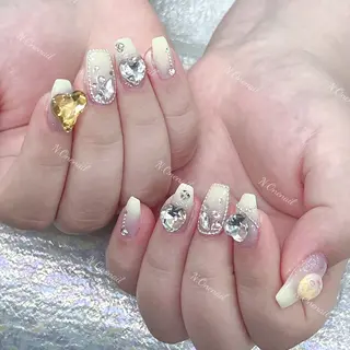 ネイル 長いだし/スカルプ/ パラシェルN.oneのネイルデザイン