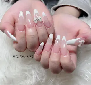 ネイル D-BEAUTY Nailsalonのネイルデザイン