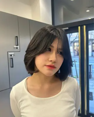 ミディアム 大人レイヤー/艶美髪 🇺🇸TOMONAのヘアスタイル