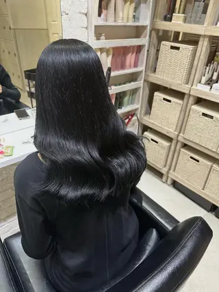 ロング 🖤KURUMI🖤 潤艶・髪質改善のヘアスタイル