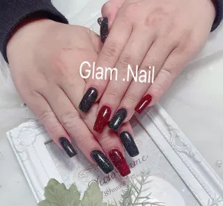 ネイル Glam nail salon所属・リ ナのネイルデザイン
