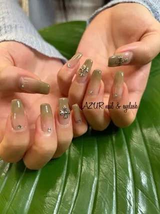 ネイル AZUR N&eyelashのネイルデザイン