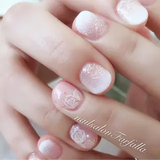 ネイル Farfalla Kieのネイルデザイン