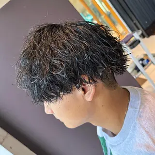 パーマ メンズ little×aimer仙台2号店所属・仙台駅/メンズパーマ /🔗髙橋海汰のヘアスタイル