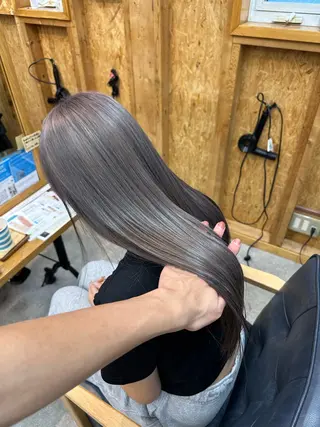 ロング ブリーチ屋さん/ブリ ーチ矯正🫧あずみのヘアスタイル