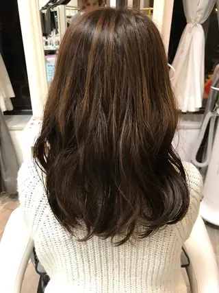 ロング パーマ 寺岡 志穂のヘアスタイル