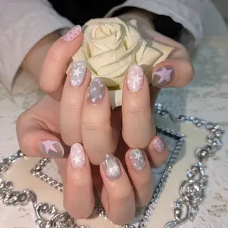 ネイル エステとネイル ローズコンフォートのネイルデザイン