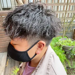 パーマ メンズ enntaku 新宿所属・MASANA 🎱ディレクターのヘアスタイル