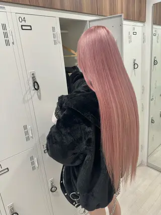 ロング カラー Re:st所属・Miyavi/カラー ショートボブのヘアスタイル