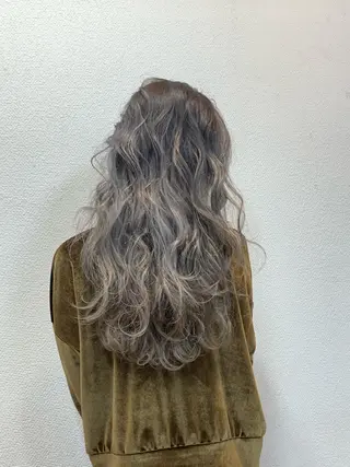 ロング カラー レイヤー／パーマ 西山賢志のヘアスタイル