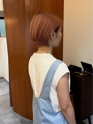 ショート カラー toi【トワ】所属・安達 俊亮のヘアスタイル