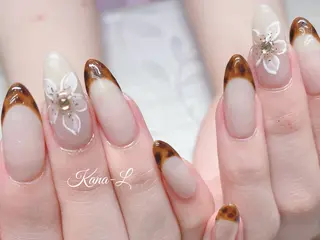 ネイル 芦辺 香奈のネイルデザイン