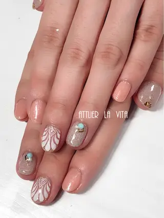 ネイル atelier la vita所属・lavita. mimuraのネイルデザイン