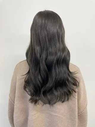 ロング カラー 色白に見える暗髪 梅田・増田のヘアスタイル