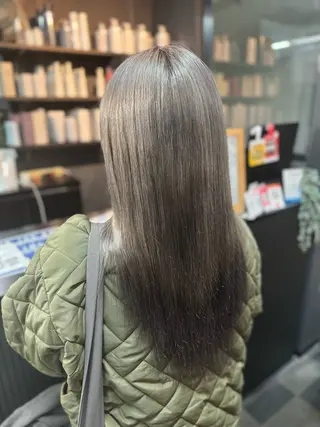 ロング カラー 篠原 侑作のヘアスタイル