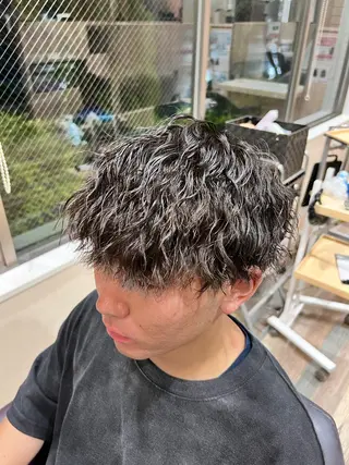 パーマ メンズ revebyfirst所属・黒沢 航汰のヘアスタイル