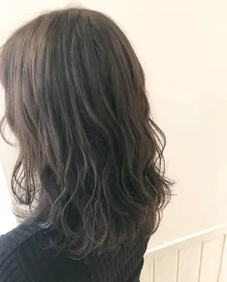 ミディアム GO TODAY SHAiRE SALON　下北沢店所属・冨永 志穂の眉毛・アイブロウイメージ