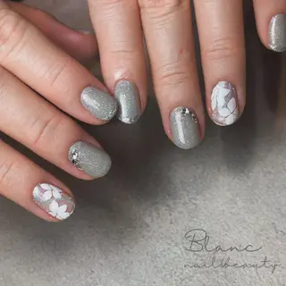 ネイル Blanc ブランのネイルデザイン