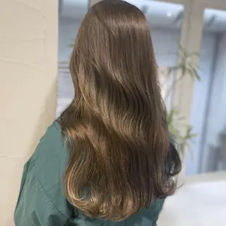 ロング カラー SHEARA BY CARE所属・. AYUKAのヘアスタイル