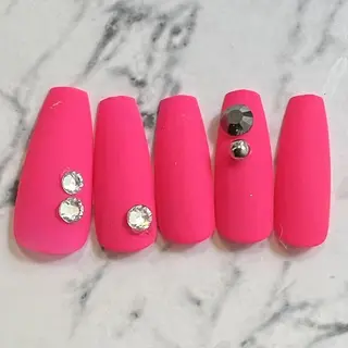 ネイル ❤️💛REBEST 京橋　nailのネイルデザイン