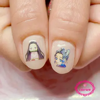 ネイル CROWN プライベートサロンのネイルデザイン