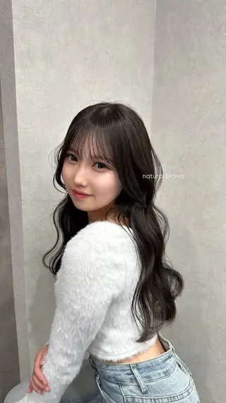 セミロング 🎀透明感カラー 𝐂𝐇𝐈𝐒𝐀のヘアスタイル