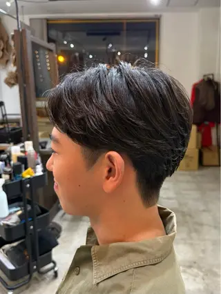 ショート パーマ メンズ JERICHO HAIR所属・河野 由佳の眉毛・アイブロウイメージ