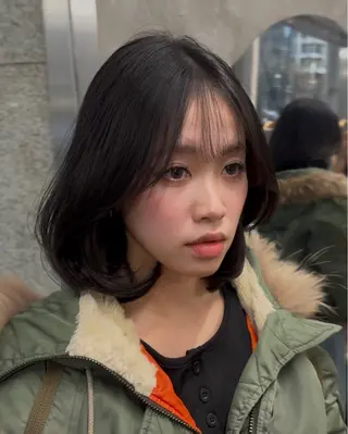 ショート 古賀/レイヤーボブ /ハッシュカットのヘアスタイル